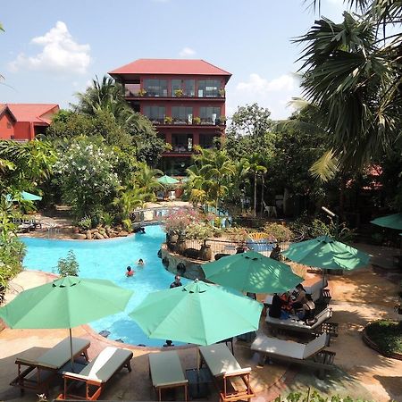 Elephant Blanc Phnom Penh Luaran gambar