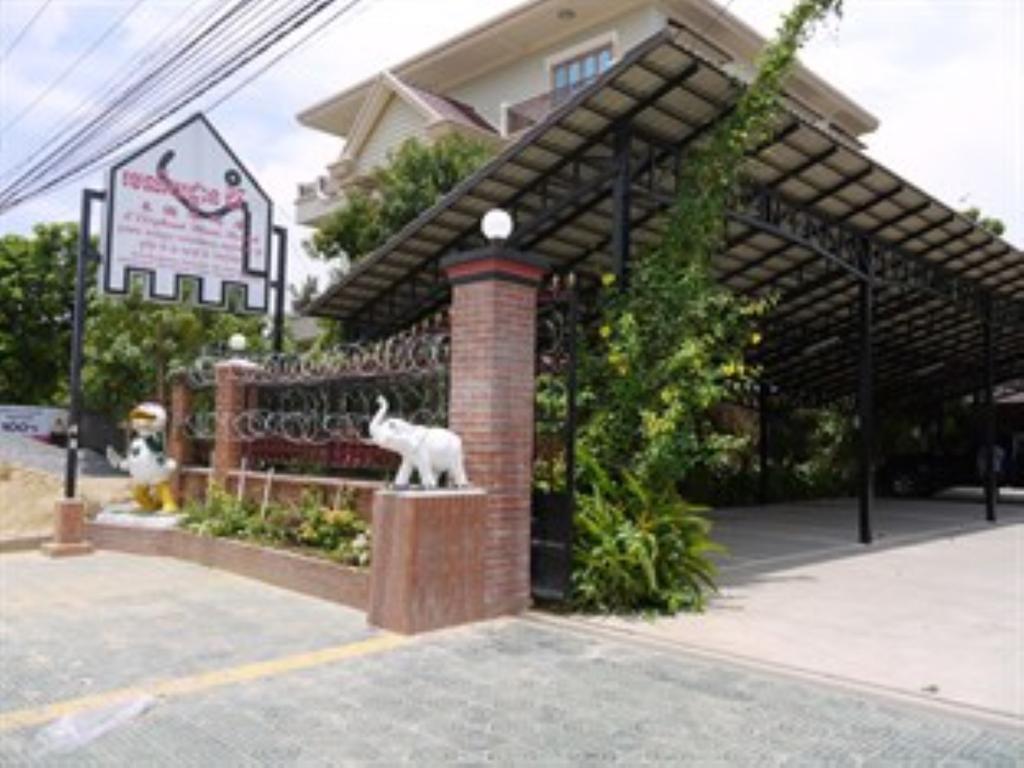 Elephant Blanc Phnom Penh Luaran gambar