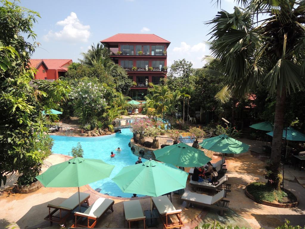 Elephant Blanc Phnom Penh Luaran gambar