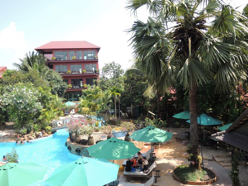 Elephant Blanc Phnom Penh Luaran gambar